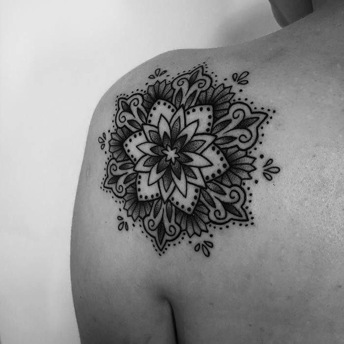 Back shoulder mandala tattoo by Marta Kozińska