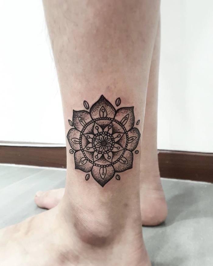 Mandala tattoo on leg by tattooist_ssul