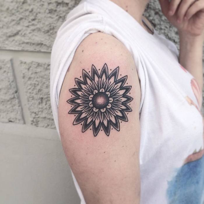  Mandala tattoo on shoulder by Nicola Enne Pi