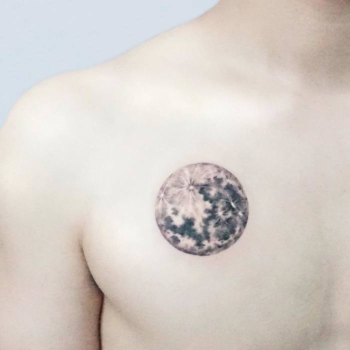 Full Moon tattoo by Tattooist Ida