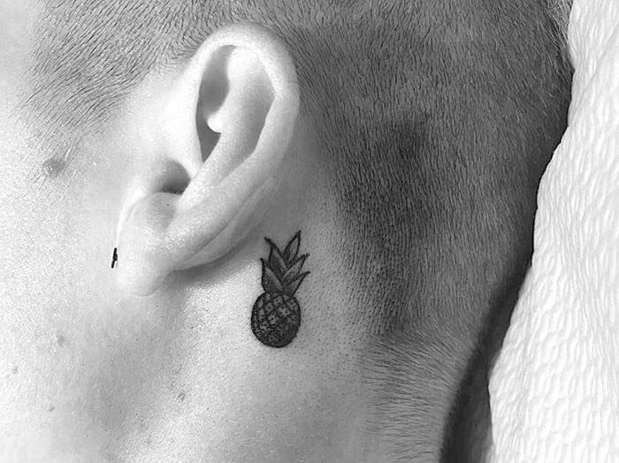 Tiny Pineapple Tattoo by nikkadott