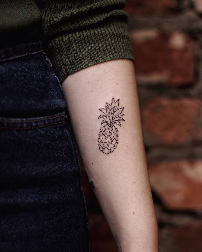 Simple Pineapple Tattoo by oeuvre_ink