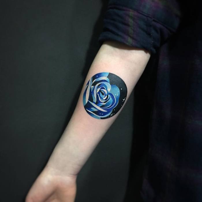 Circular Blue Rose Tattoo by natsi_tattoo