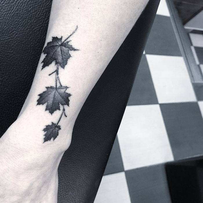 Maple Leaf Tattoo by simon.tattoomania