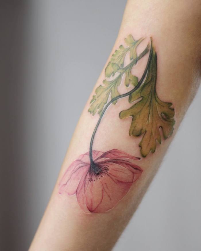Poppy Flower Tattoo in X-Ray by Cindy van Schie
