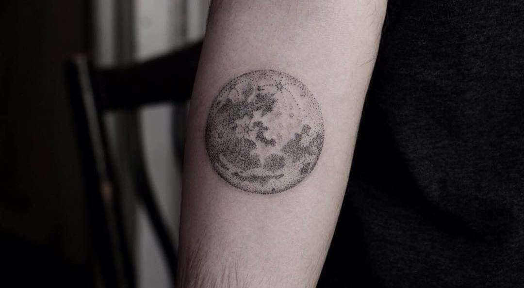 44 Mystical Moon Tattoo Designs and Meanings