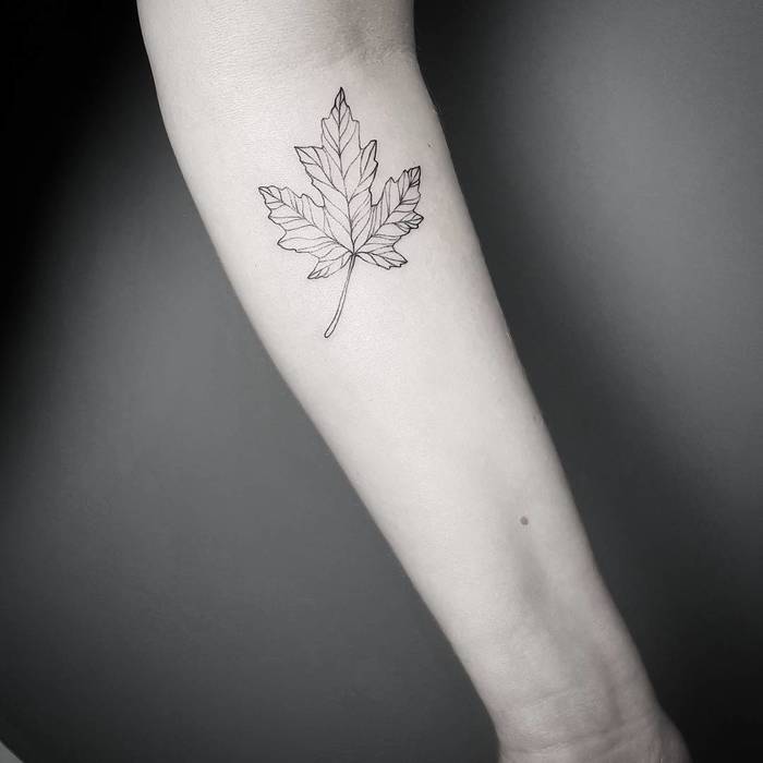 Maple Leaf Tattoo by fraukekatze
